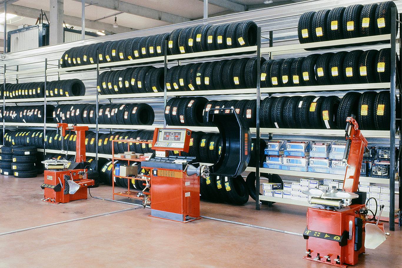 Vente de pneus neufs et d’occasion toutes marques à Saint-Étienne